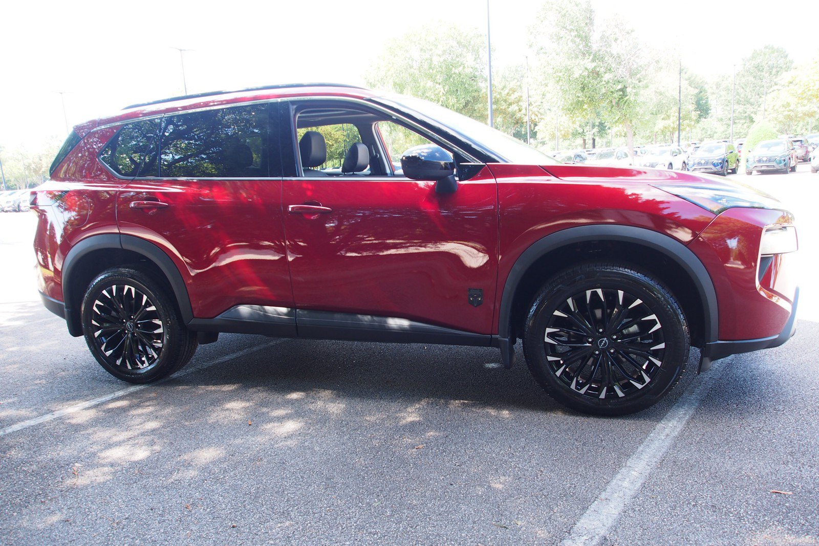New 2026 Nissan Rogue Dark Armor FWD image 8
