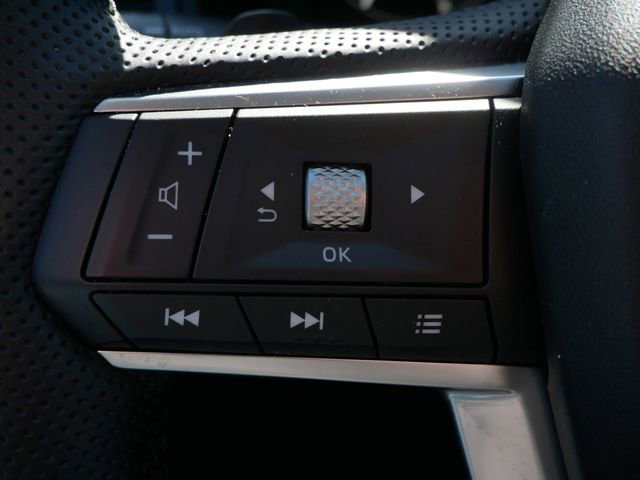 Used 2025 Mitsubishi Outlander ES image 23