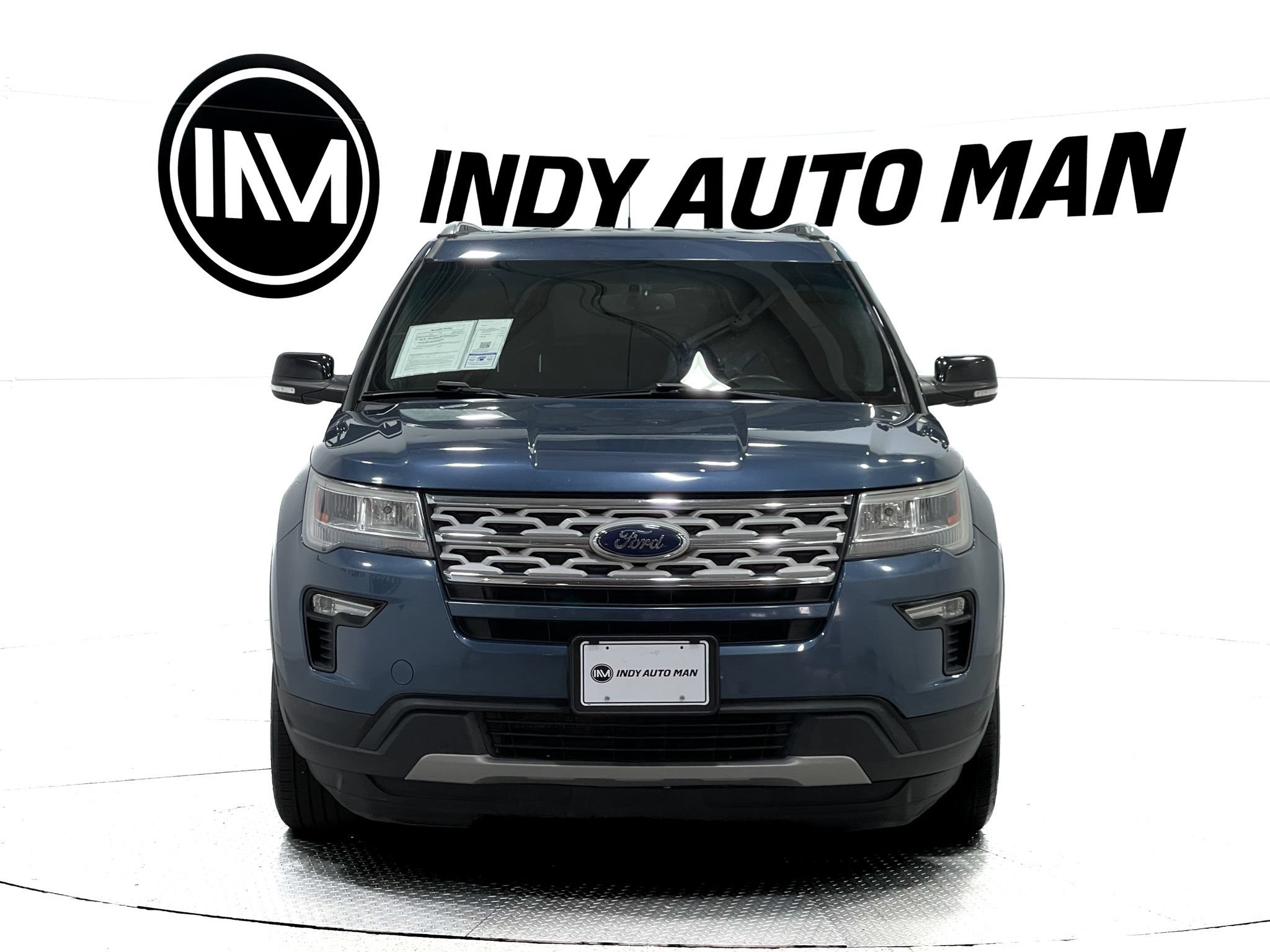 Used 2018 Ford Explorer XLT w/ Equipment Group 201A AWD/4WD image 9