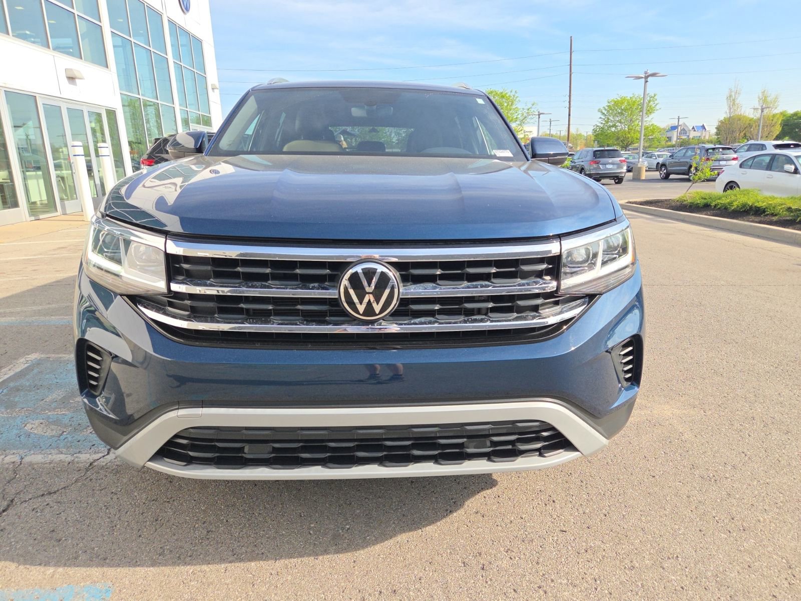 Certified 2023 Volkswagen Atlas Cross Sport SE AWD/4WD image 10
