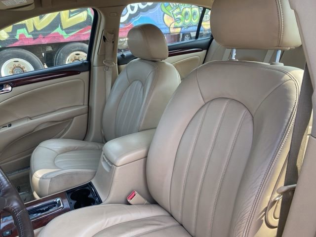 Used 2008 Buick Lucerne CXL w/ Ultra Confidence Package FWD image 10