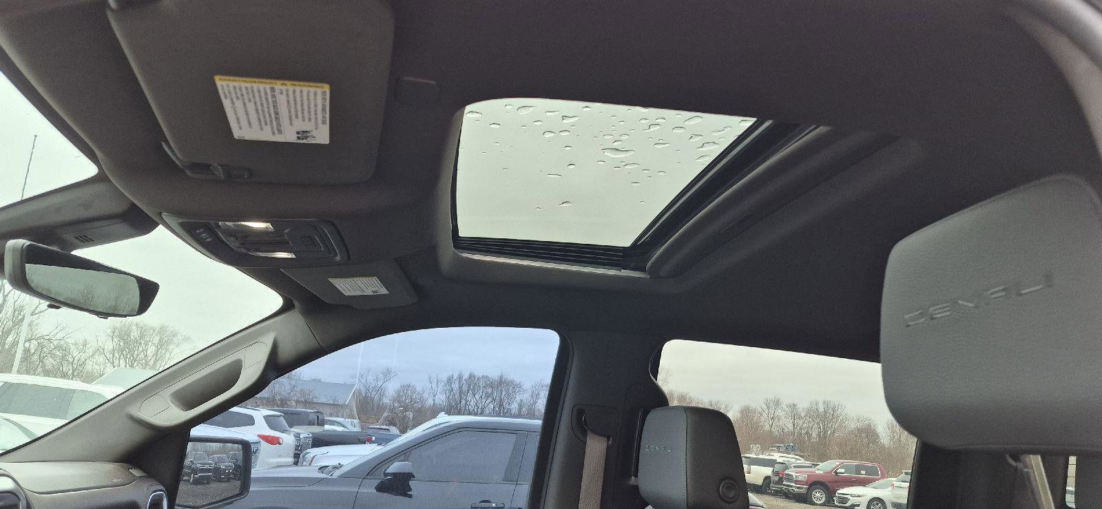 Used 2021 GMC Sierra 1500 Denali w/ Denali Ultimate Package image 9