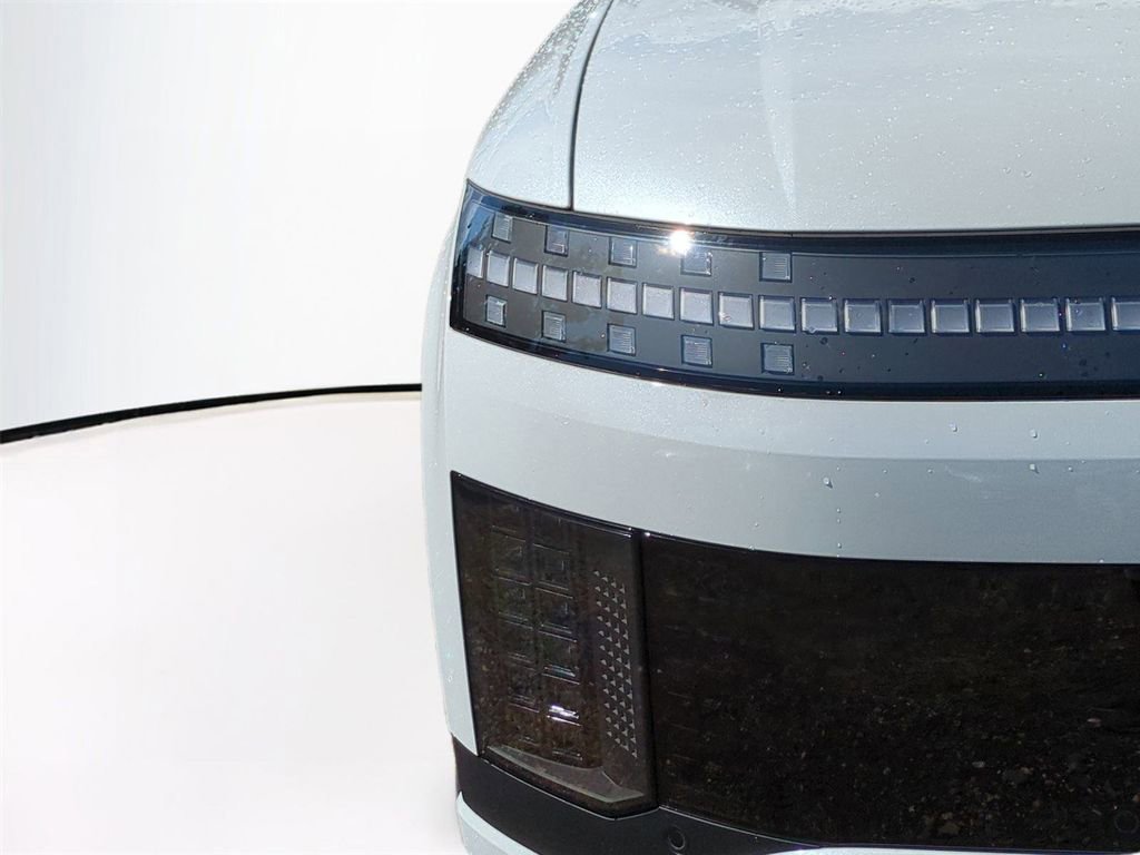 New 2026 Hyundai Ioniq 9 SE AWD/4WD image 10