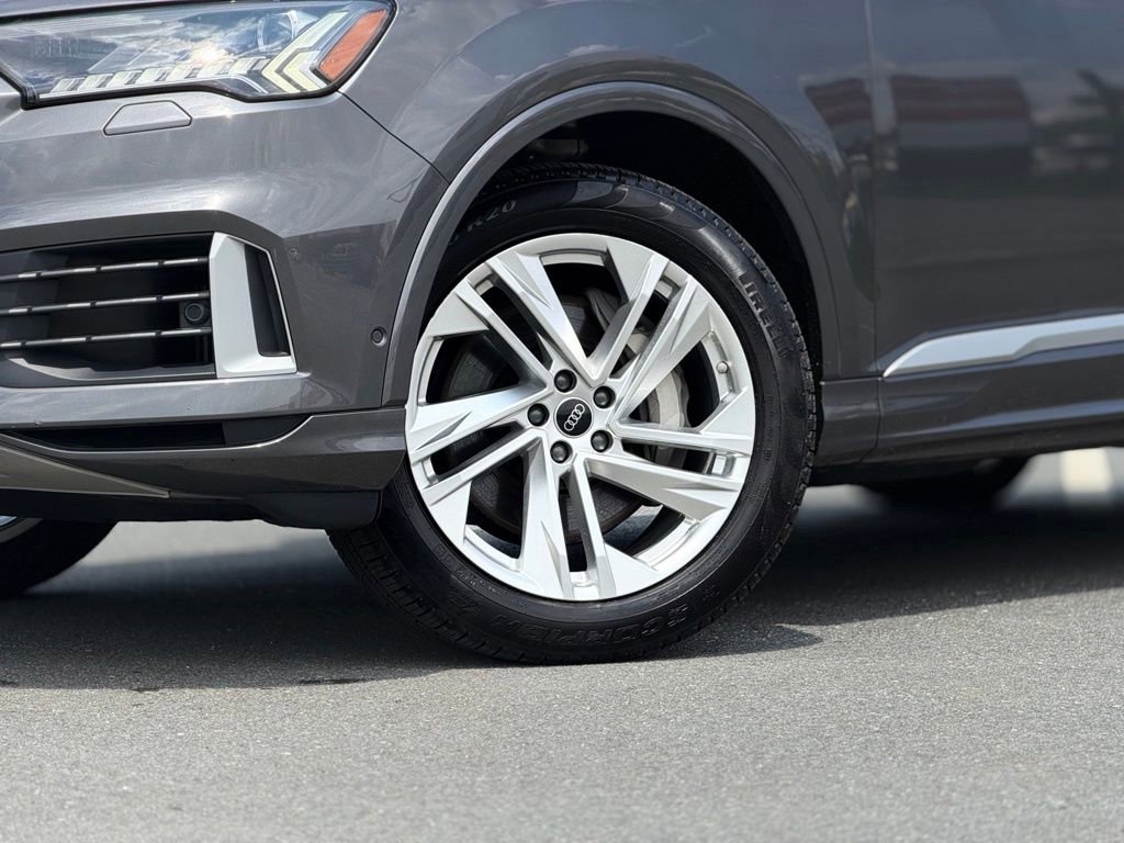 Used 2023 Audi Q7 3.0T Premium Plus w/ Premium Plus Package AWD/4WD image 2