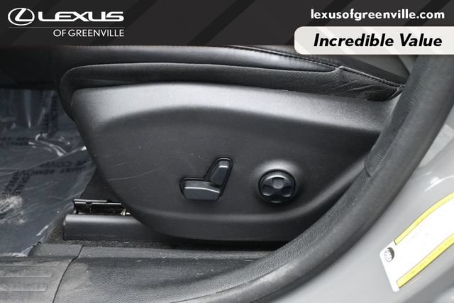 Used 2019 Jeep Cherokee Latitude Plus w/ Comfort/Convenience Group FWD image 22