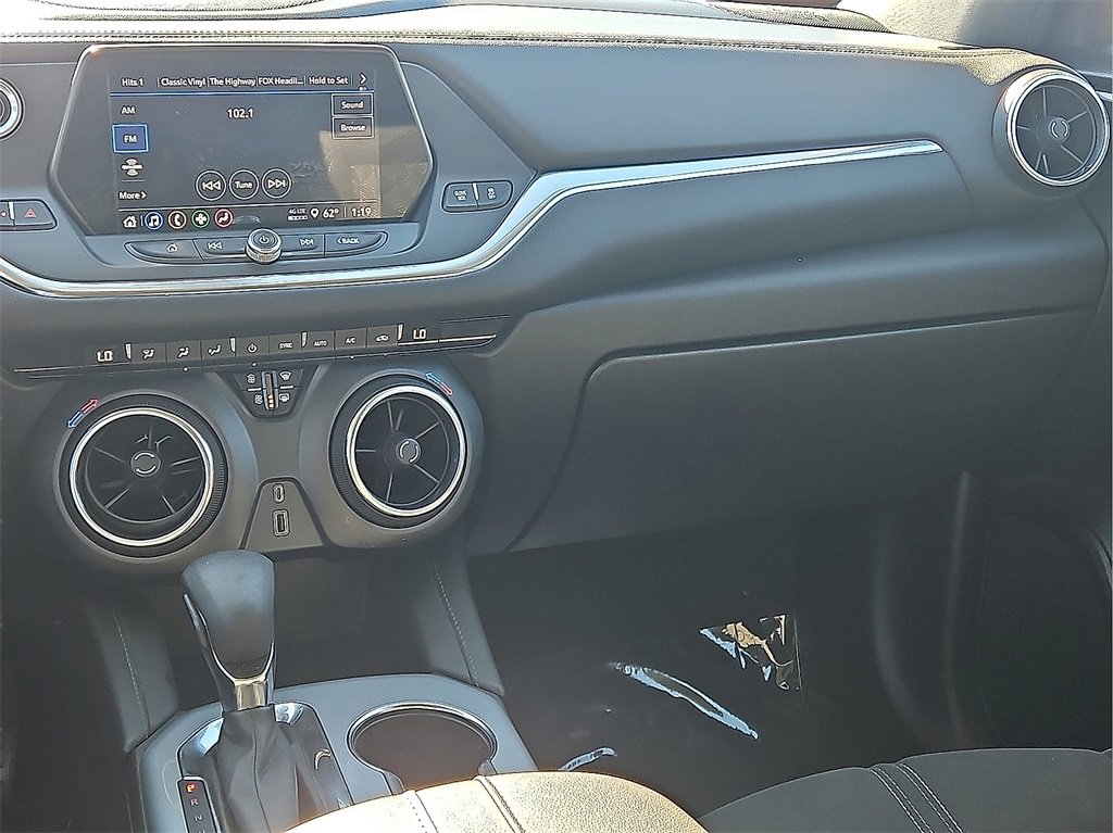 Used 2022 Chevrolet Blazer LT image 16