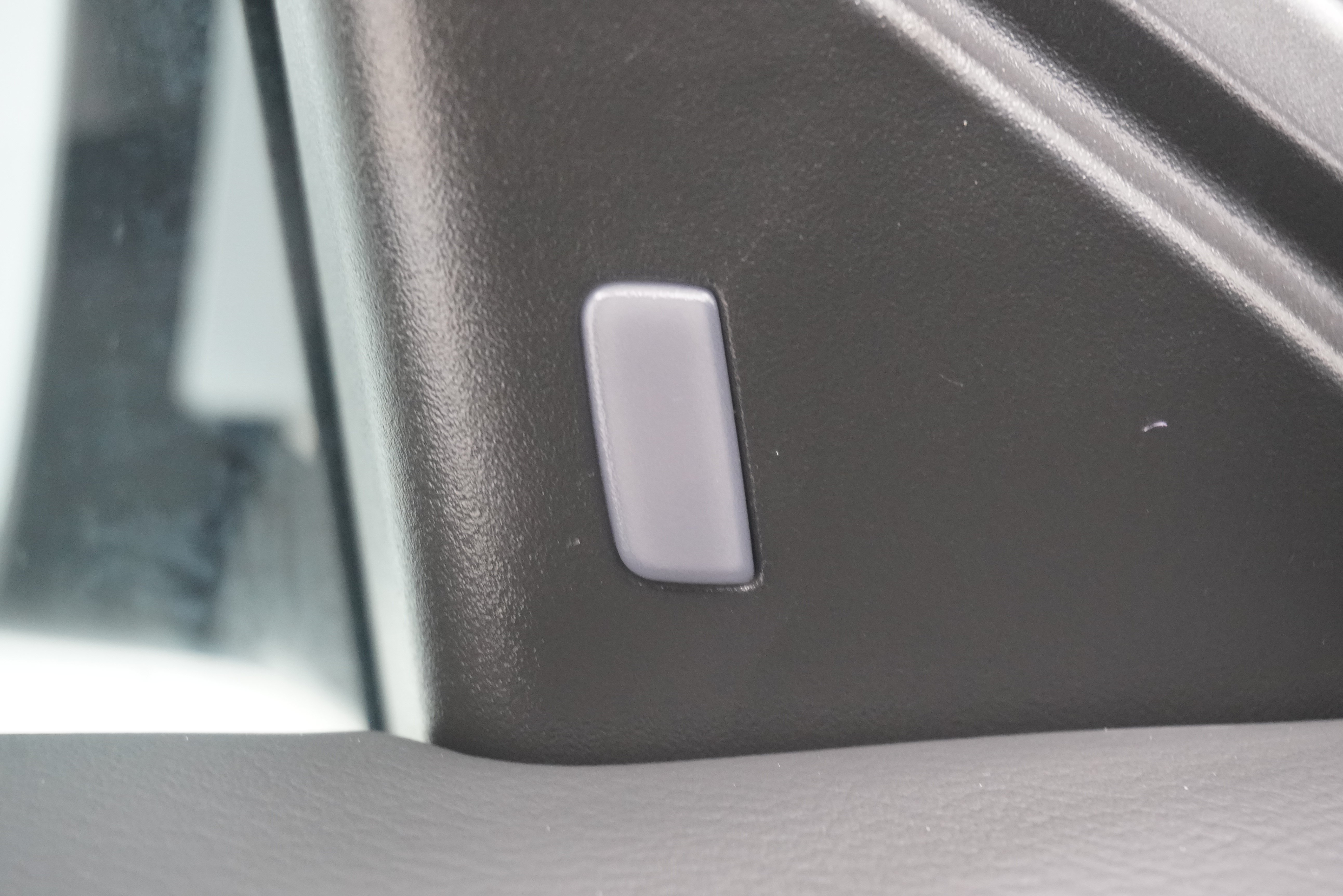 Used 2022 Nissan Sentra SV w/ Trunk Package FWD image 21