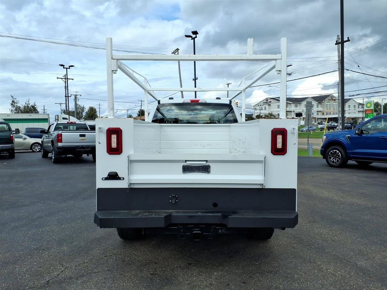 Used 2022 Ford F250 XL w/ Power Equipment Group AWD/4WD image 6