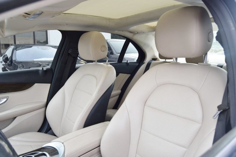 Used 2018 Mercedes-Benz C 300 Sedan w/ Premium Package image 19