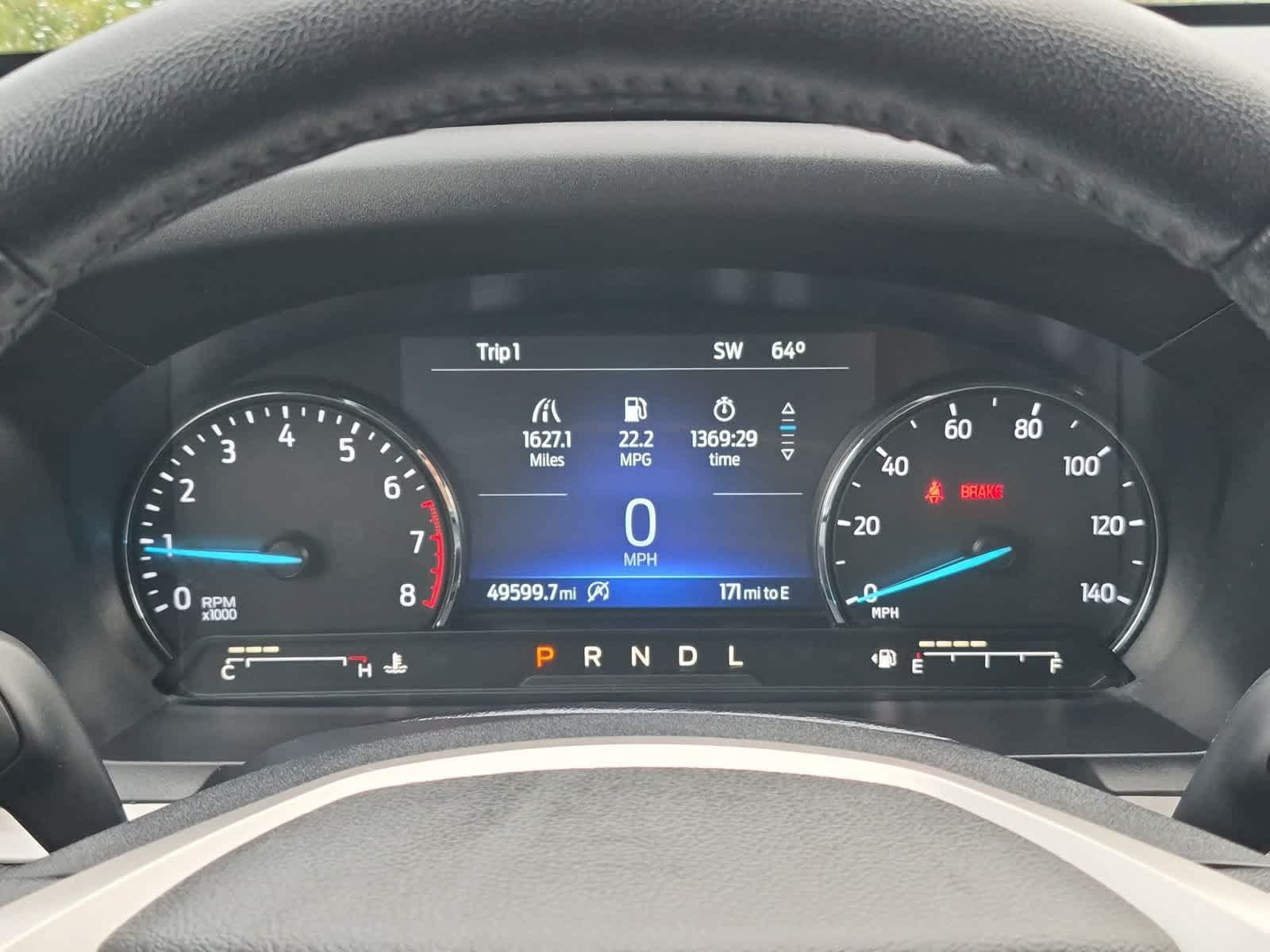 Used 2023 Ford Explorer XLT w/ Equipment Group 202A AWD/4WD image 32