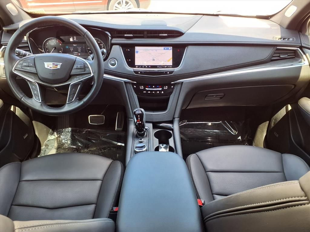 Certified 2023 Cadillac XT5 Sportv AWD/4WD image 15