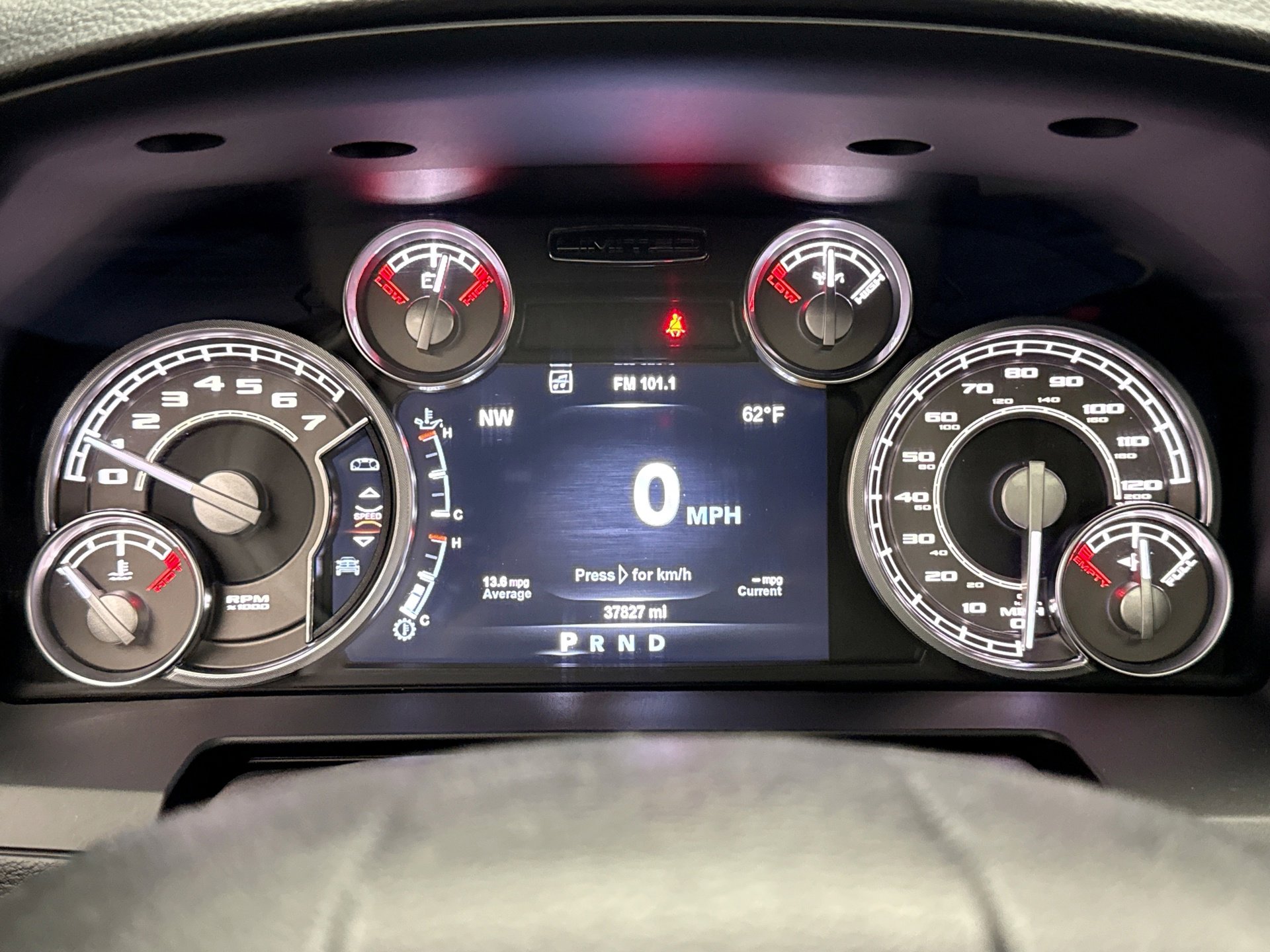 Used 2018 RAM 1500 Limited image 13