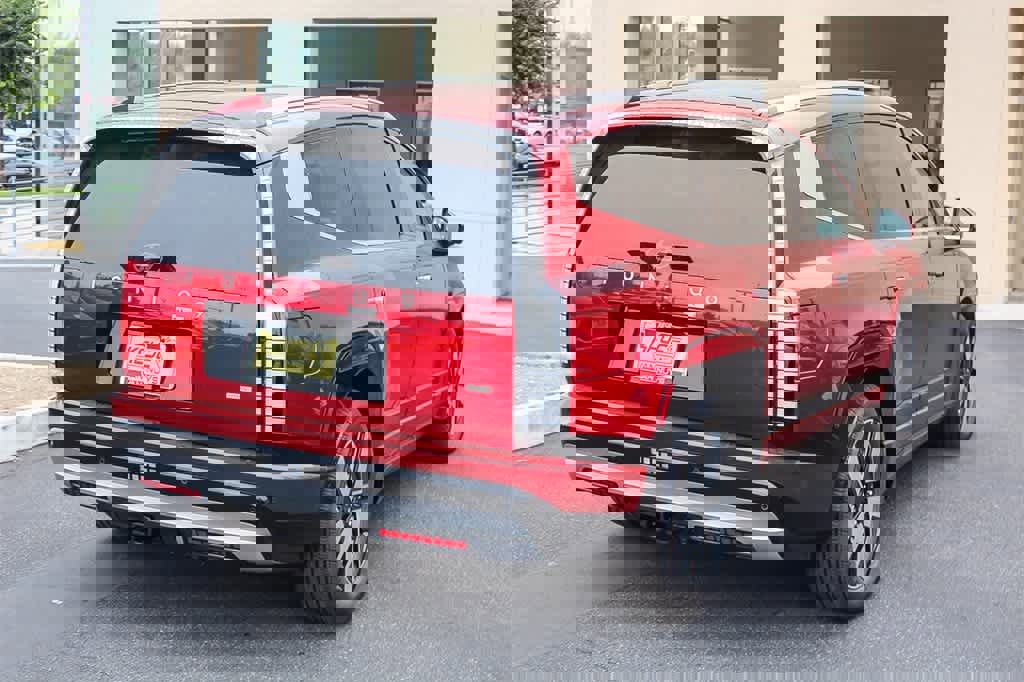 New 2026 Hyundai Ioniq 9 SEL w/ Tow & Go Package image 4