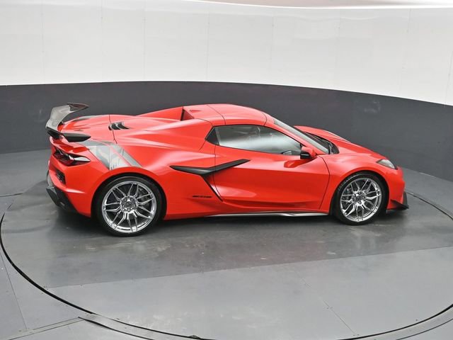 Used 2024 Chevrolet Corvette Z06 w/ Z07 Performance Package image 30