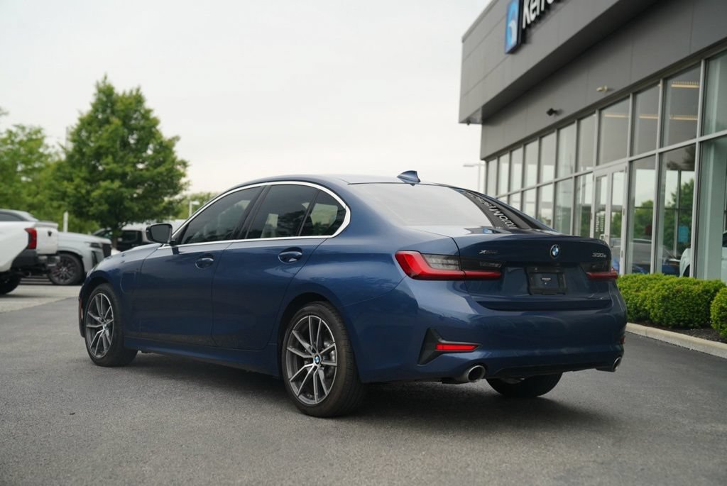 Used 2021 BMW 330e xDrive AWD/4WD image 8