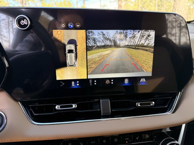 New 2026 Chevrolet Equinox ACTIV w/ Convenience Package III image 21