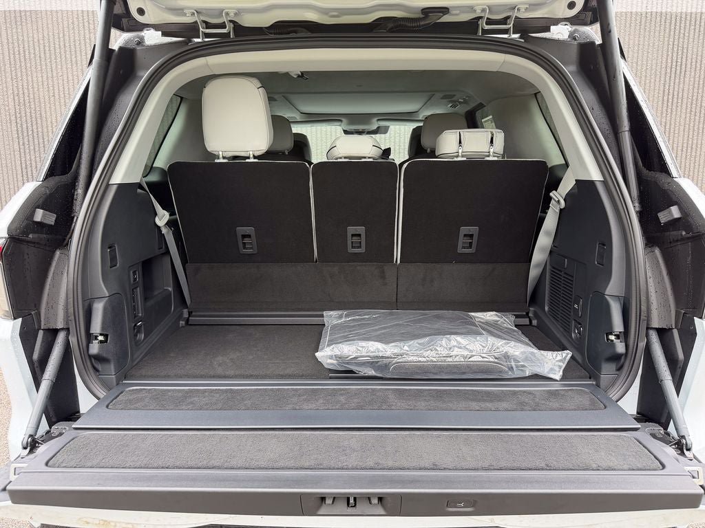 New 2026 Lincoln Navigator Black Label AWD/4WD image 23