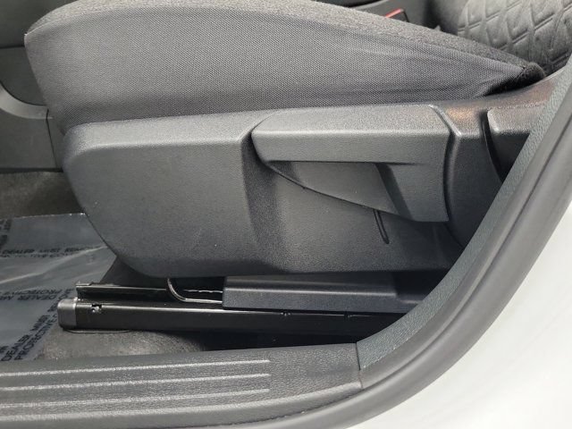 Used 2025 Nissan Kicks SV FWD image 22