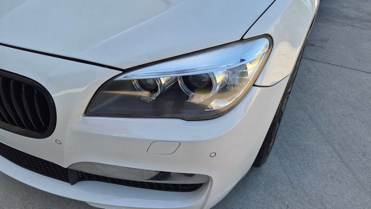 Used 2013 BMW 740Li xDrive AWD/4WD image 12
