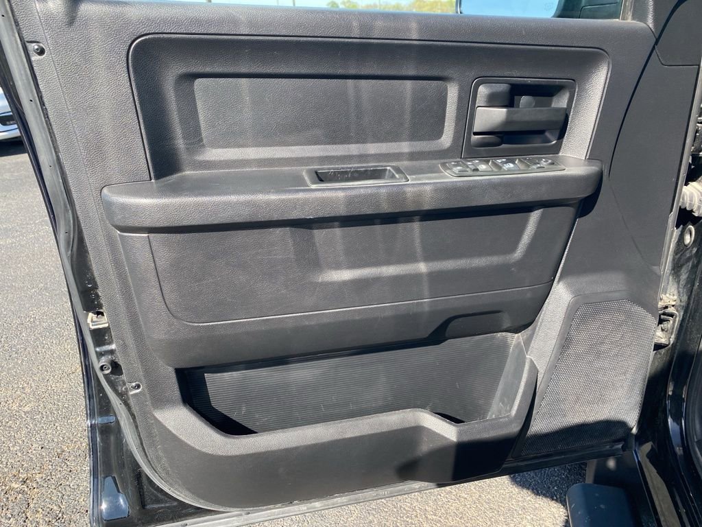 Used 2015 RAM 1500 Tradesman w/ Popular Equipment Group image 9