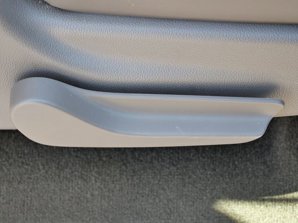 Used 2016 GMC Yukon XL Denali w/ Open Road Package image 24