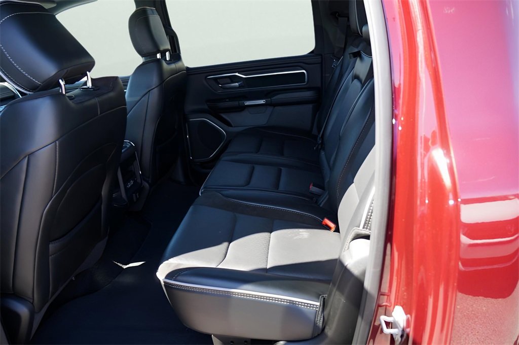 Used 2025 RAM 1500 Laramie image 10