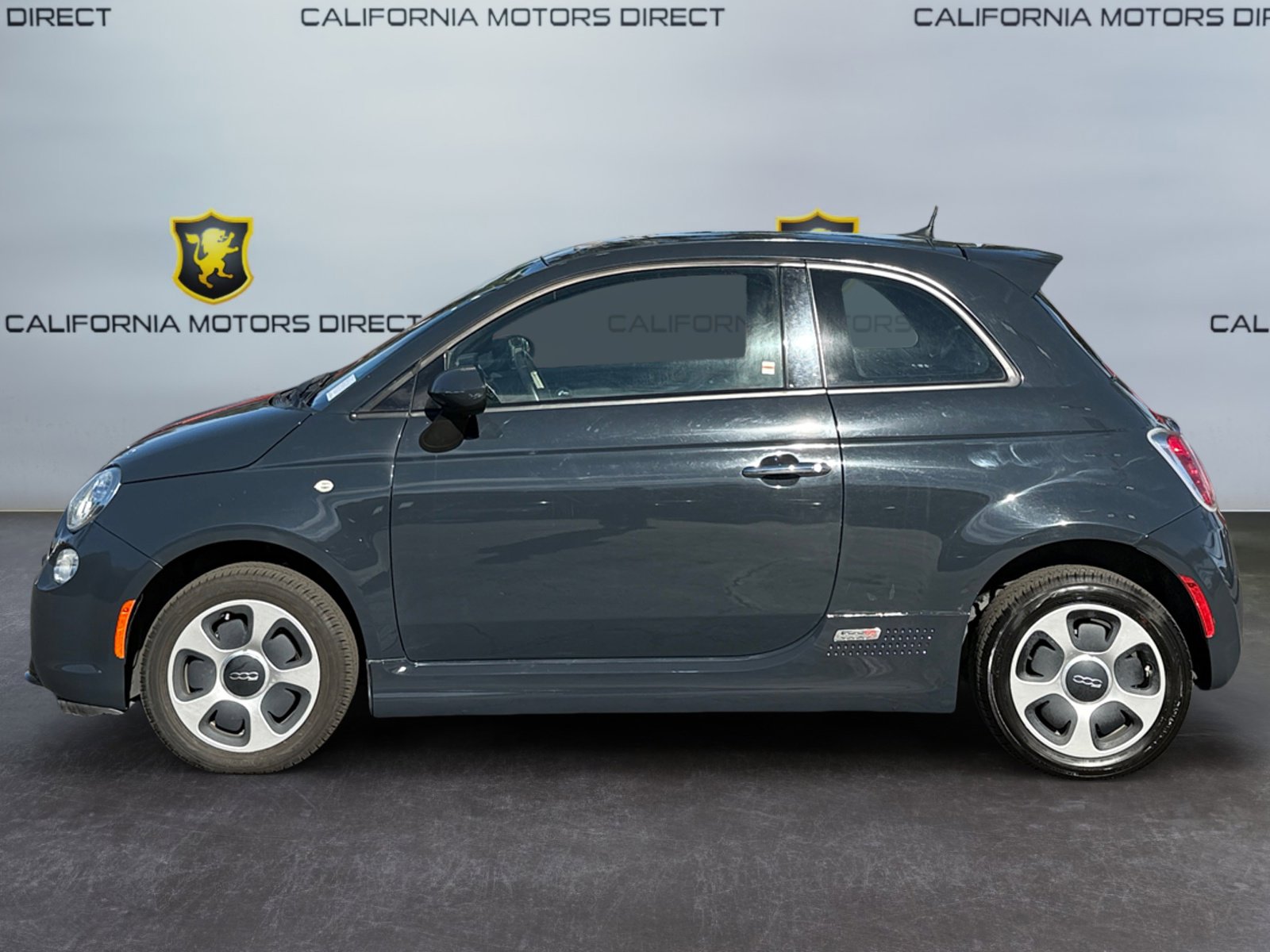 Used 2017 FIAT 500 e image 2