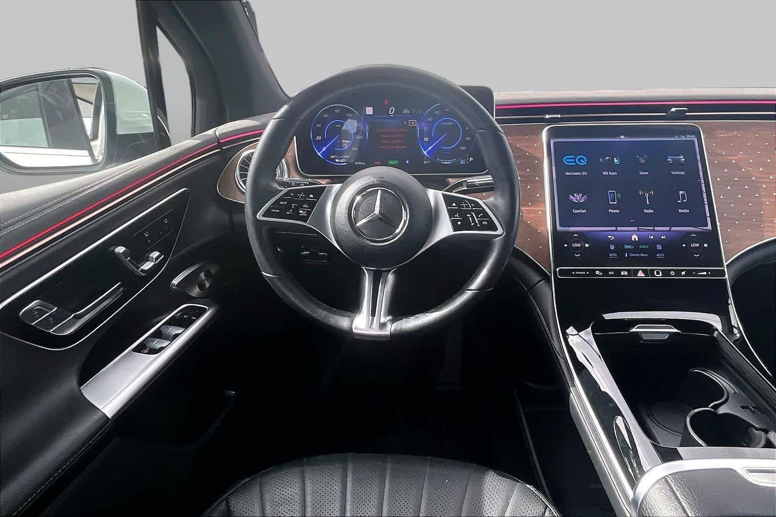 Certified 2023 Mercedes-Benz EQE 350+ 4MATIC SUV w/ Pinnacle Trim Package image 5
