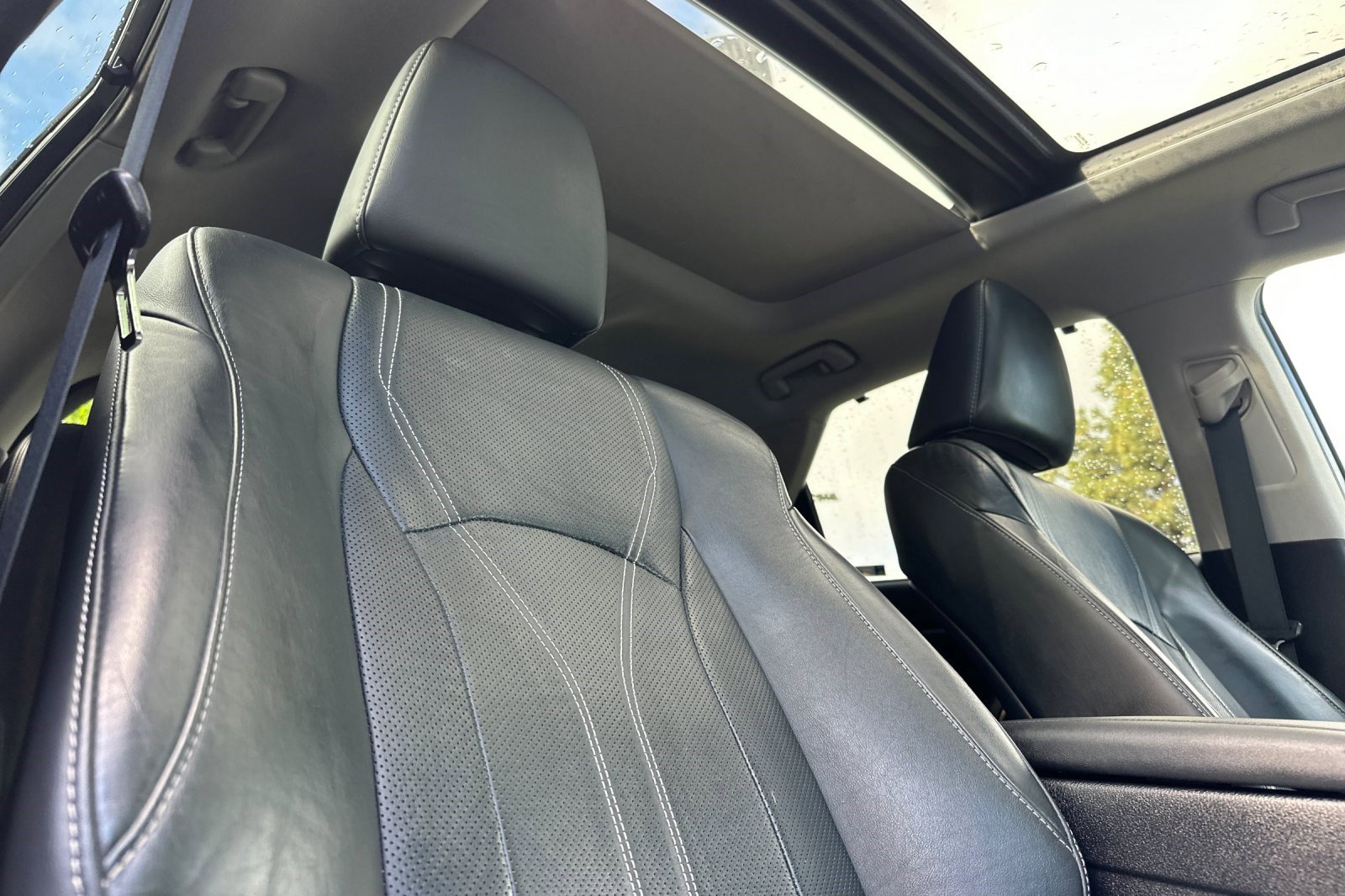 Used 2017 Lexus RX 450h AWD image 21