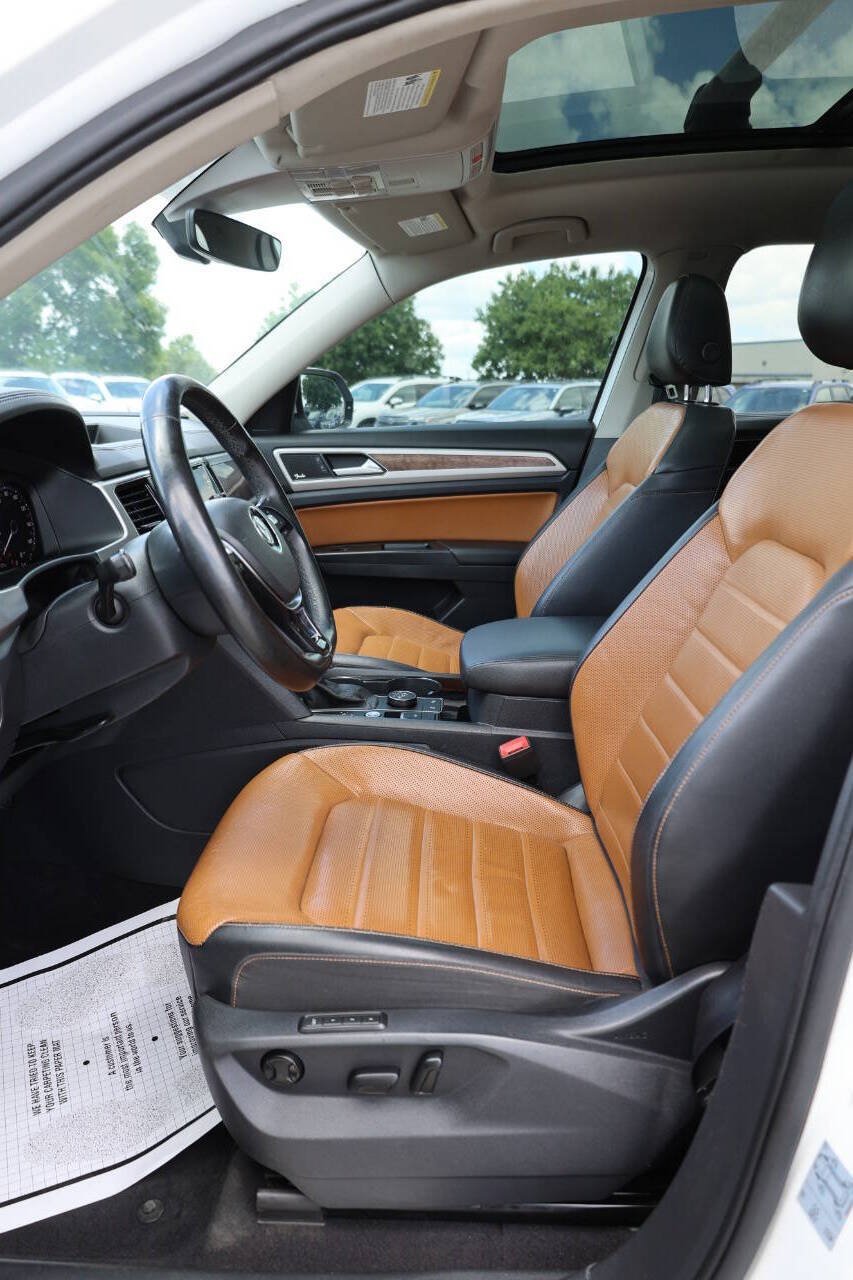 Used 2019 Volkswagen Atlas SEL Premium AWD/4WD image 13