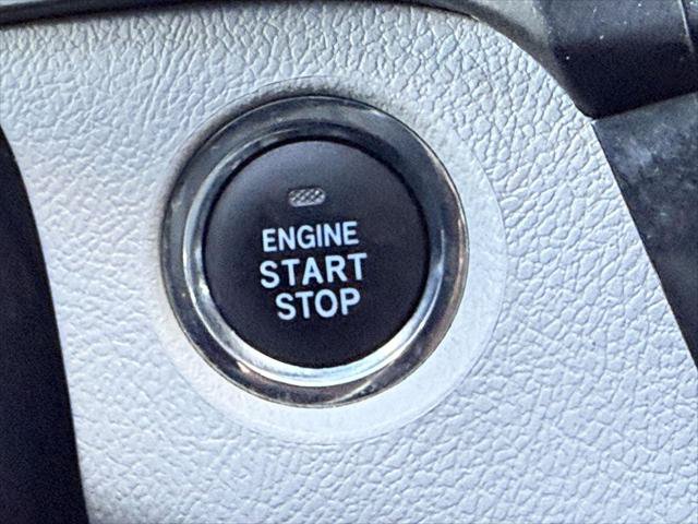 Certified 2019 Toyota Sienna XLE w/ XLE Navigation Package AWD/4WD image 31