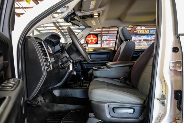 Used 2014 RAM 2500 Tradesman w/ Chrome Appearance Group image 6