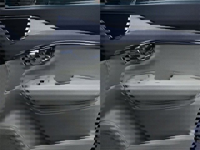 Used 2021 Volvo XC90 T5 Momentum w/ Climate Package image 31