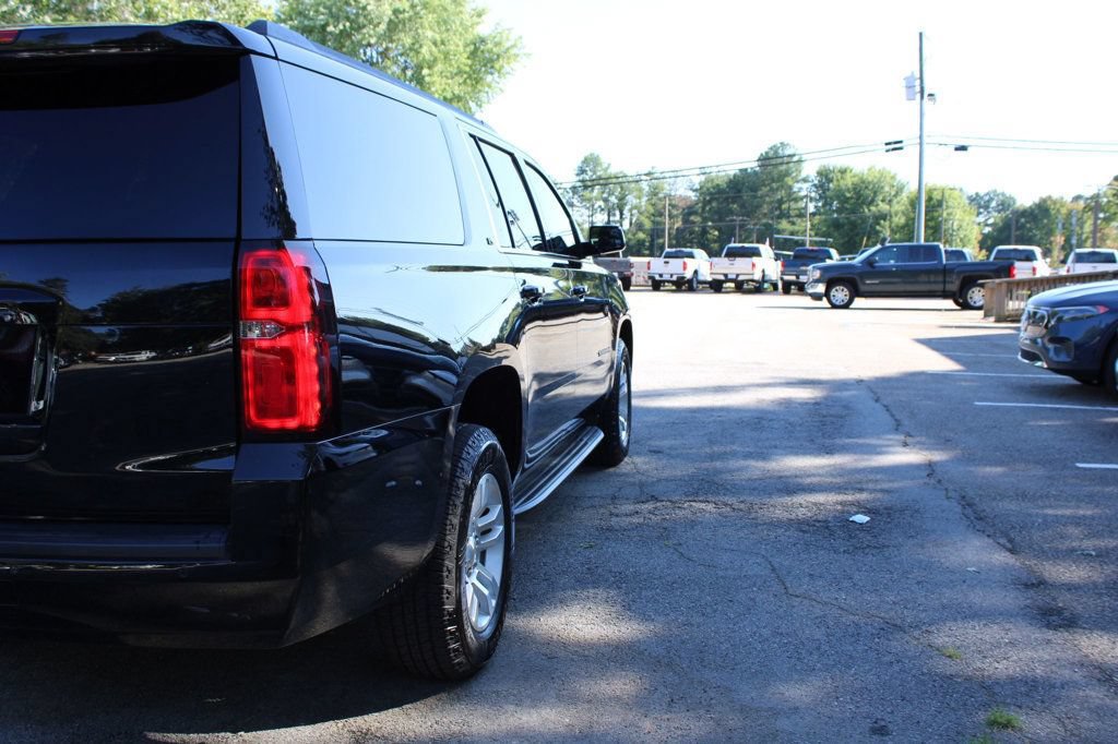 Used 2015 Chevrolet Suburban LS RWD image 39