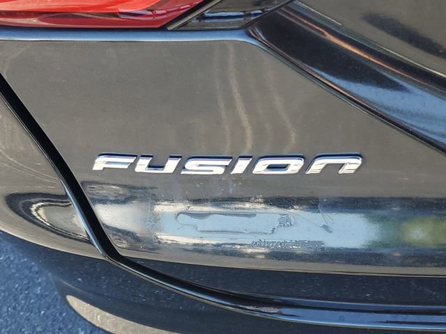 Used 2015 Ford Fusion SE FWD image 9