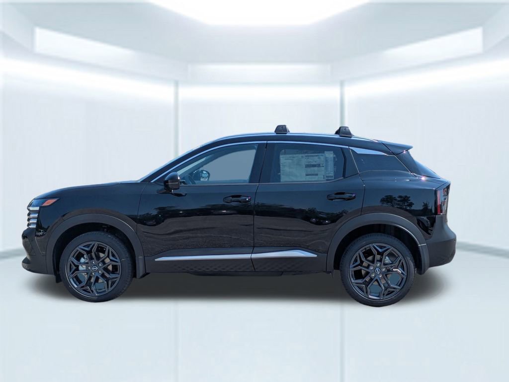 New 2026 Nissan Kicks SR w/ Illumination Package image 2
