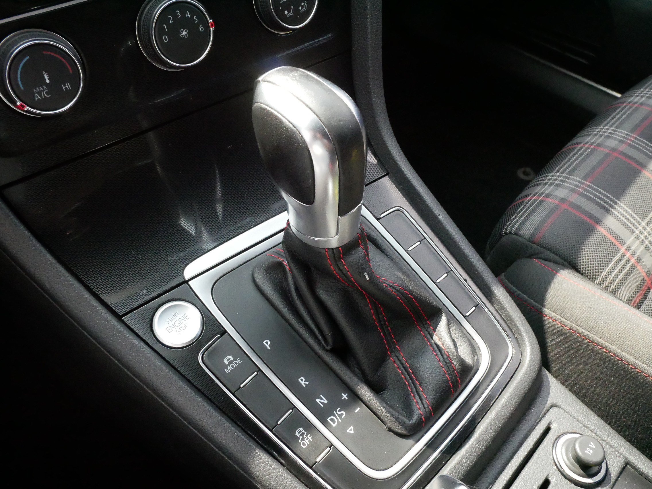 Used 2017 Volkswagen GTI Sport FWD image 24