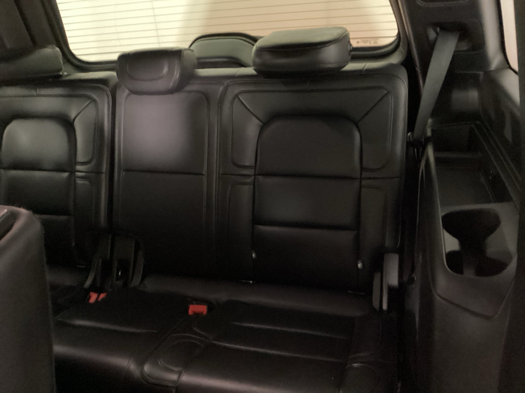 Used 2019 Lincoln Navigator Reserve w/ Cargo Package AWD/4WD image 14