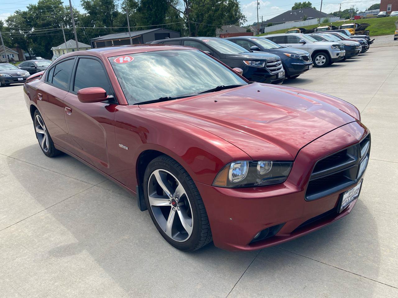 Used 2014 Dodge Charger SXT RWD image 4
