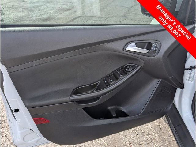 Used 2018 Ford Focus SE image 14