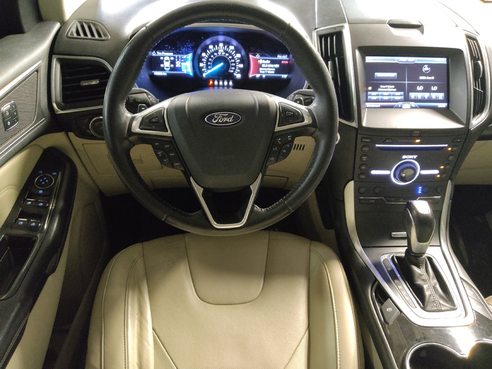 Used 2015 Ford Edge Titanium w/ Equipment Group 302A FWD image 22