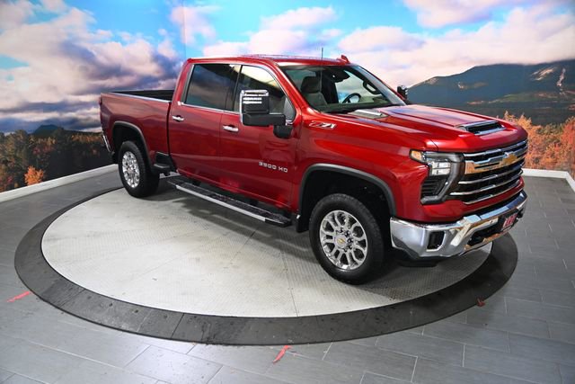 Used 2025 Chevrolet Silverado 3500 LTZ w/ LTZ Premium Package