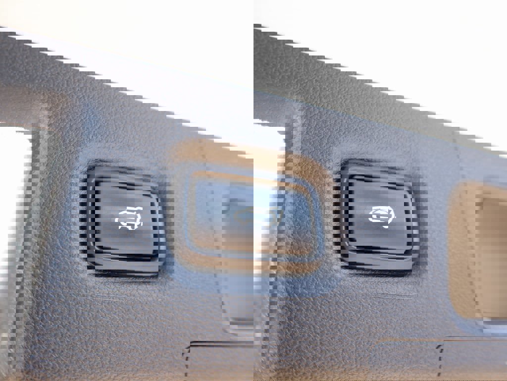 Certified 2022 Hyundai Santa Fe Blue image 17