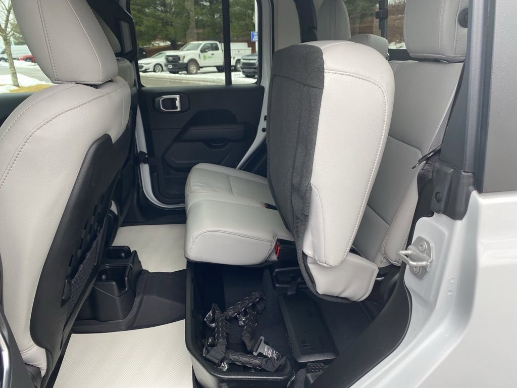 Used 2023 Jeep Gladiator Mojave w/ LED Lighting Group image 21