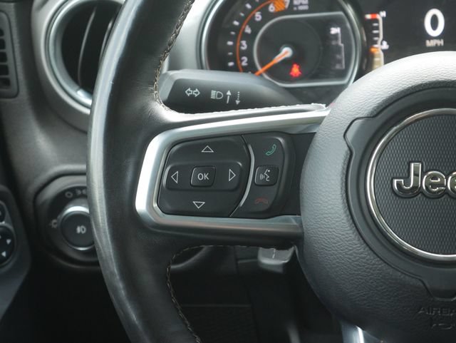 Used 2019 Jeep Wrangler Unlimited Sahara w/ Cold Weather Group AWD/4WD image 14