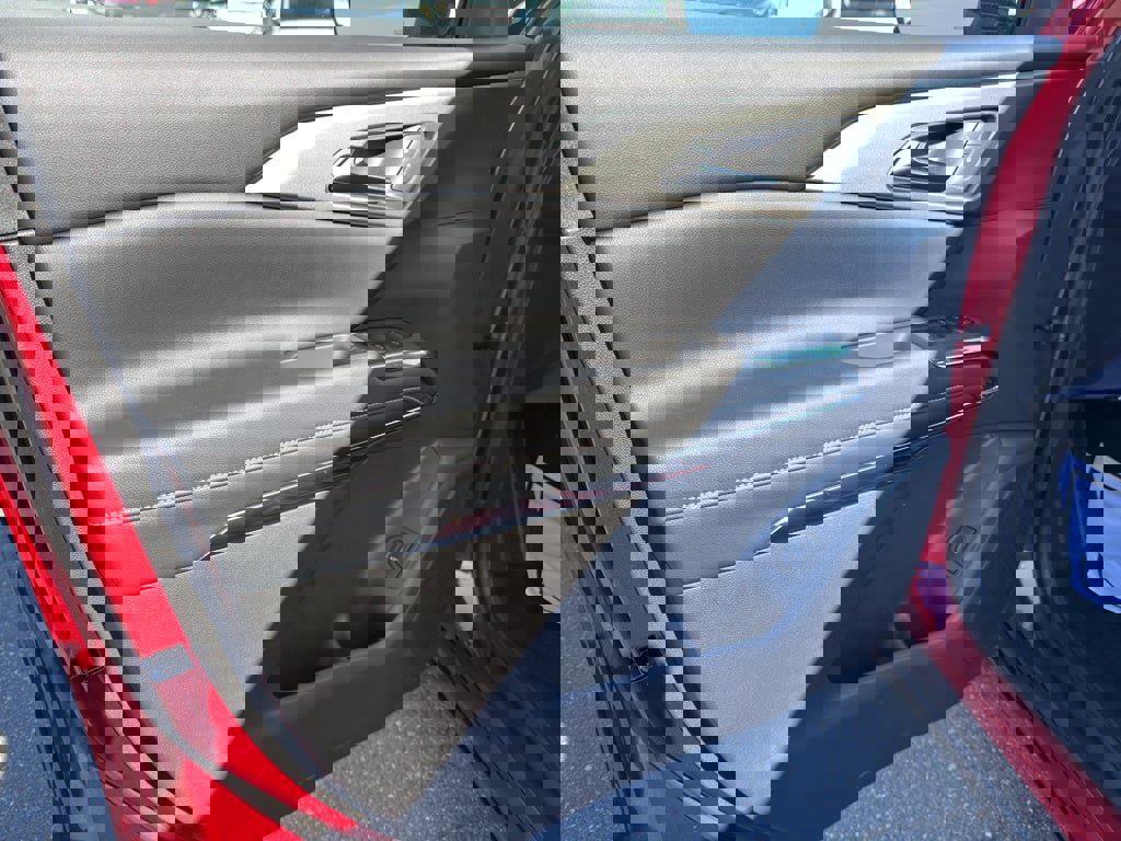 New 2026 Chevrolet Traverse LT image 9