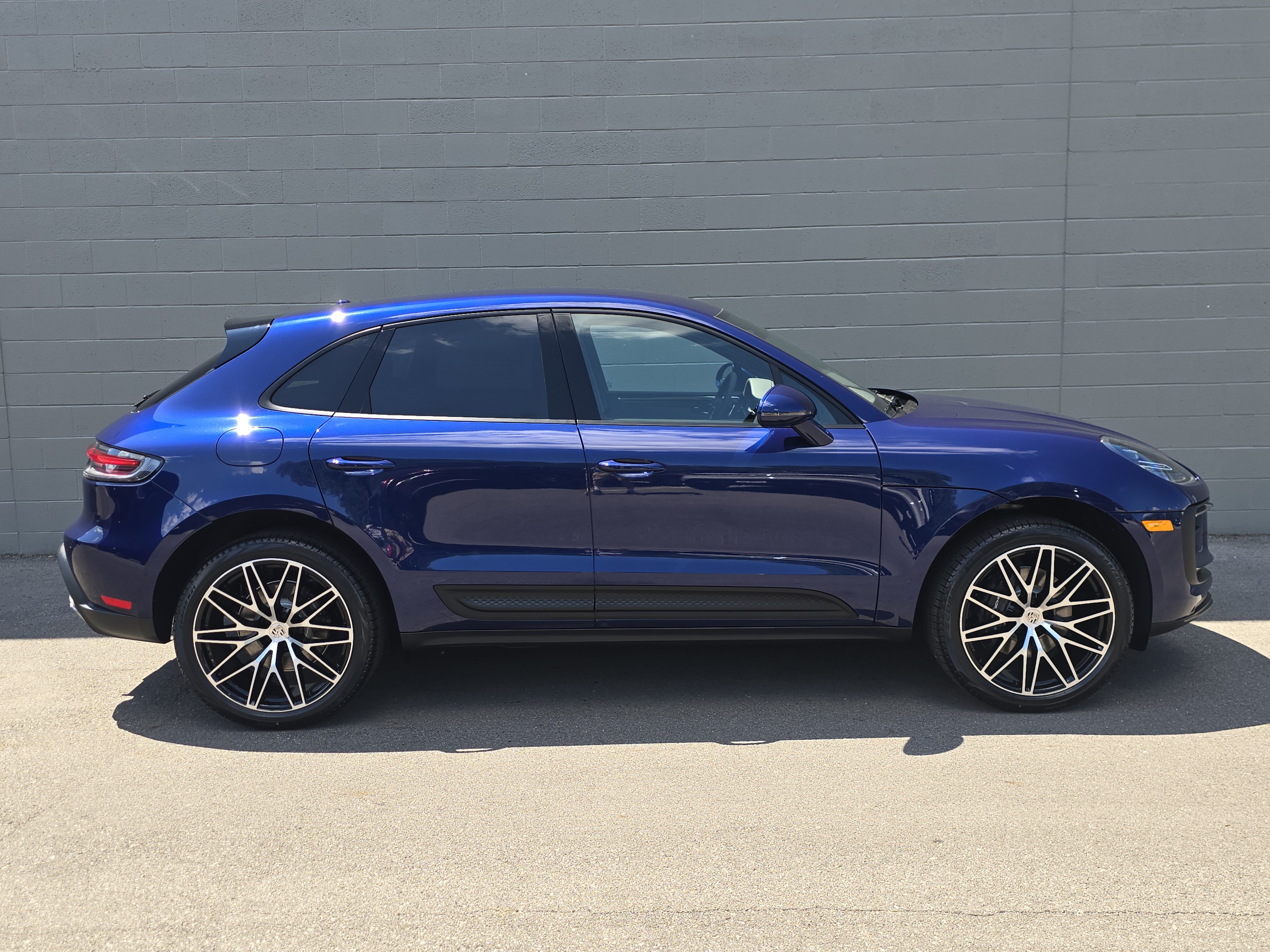 New 2026 Porsche Macan AWD/4WD image 15