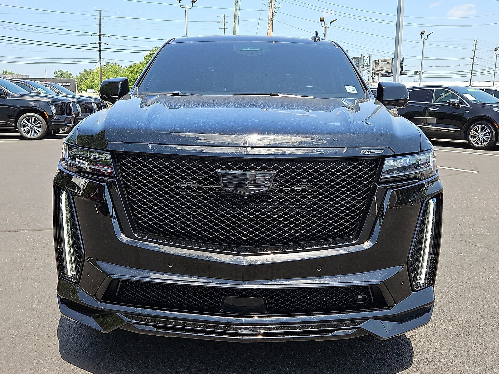 Certified 2024 Cadillac Escalade V w/ LPO, ONYX Package AWD/4WD image 8
