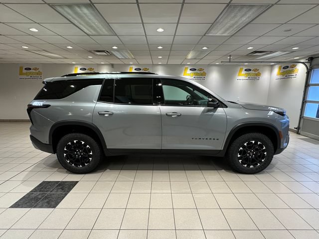New 2027 Chevrolet Traverse Z71 w/ Enhanced Driving Package AWD/4WD image 3