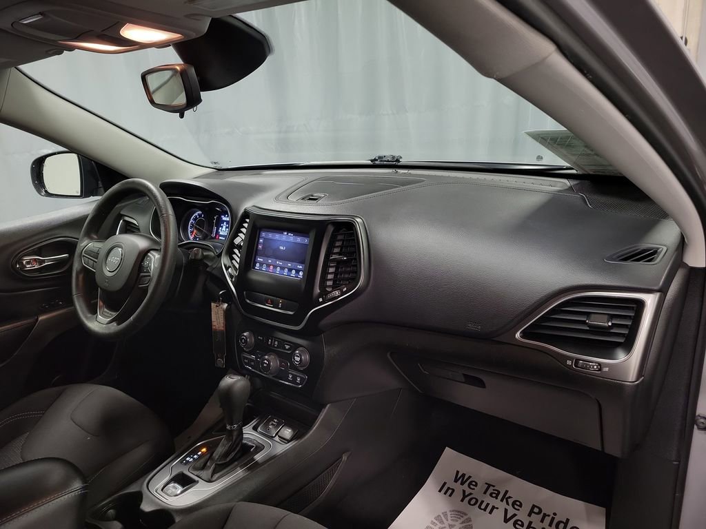 Used 2021 Jeep Cherokee Latitude image 26